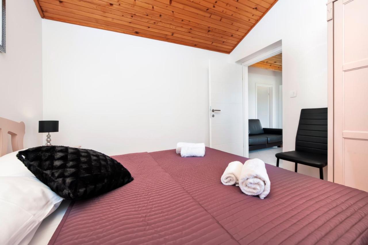 Guest House Casa Santin Rovigno Esterno foto